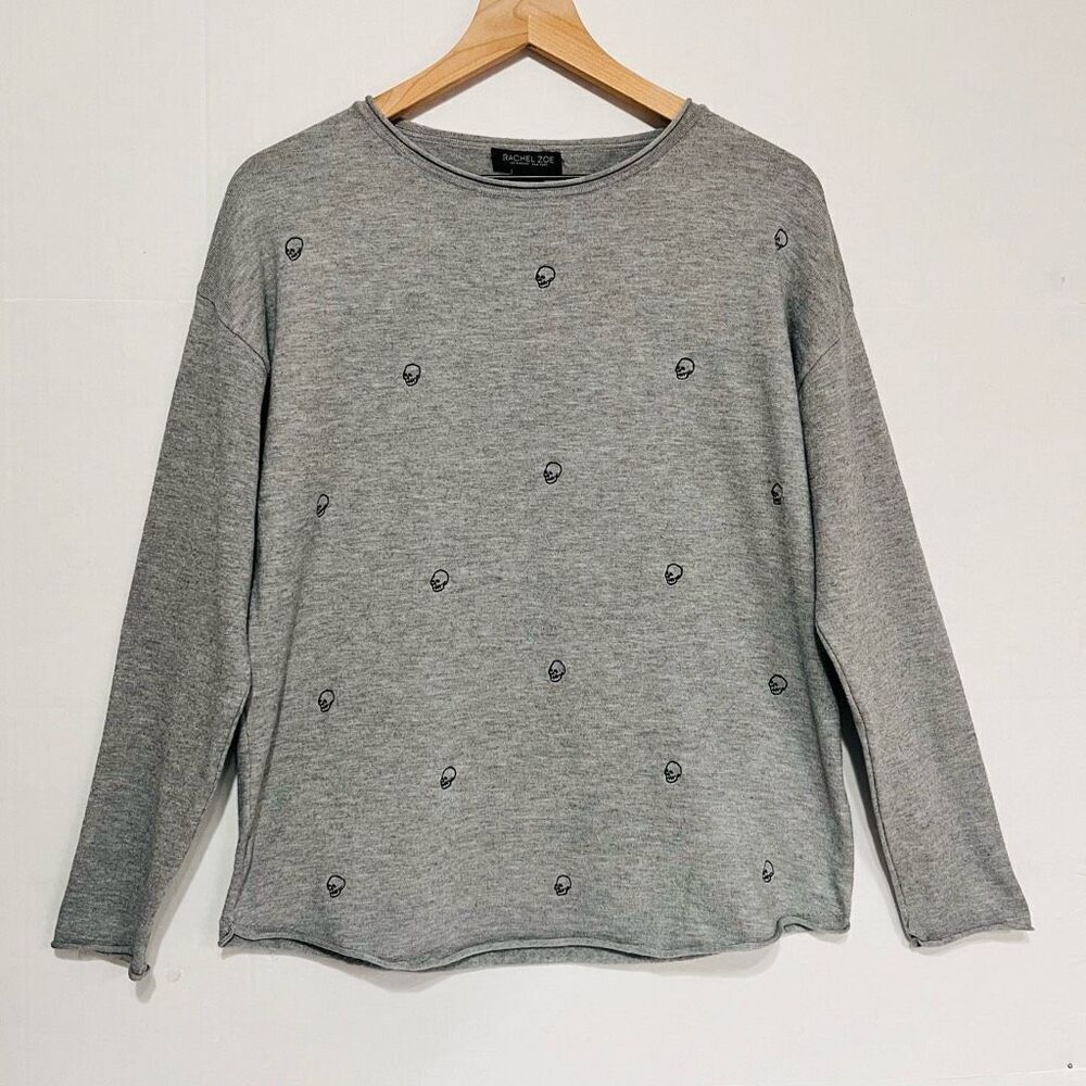 Rachel Zoe Gray Sweater With Skulls   Sz L   EUC